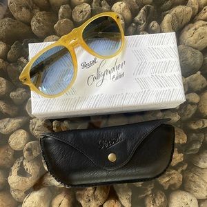 Persol Miele Edition Round Sunglasses in Yellow/Blue Never Been Worn